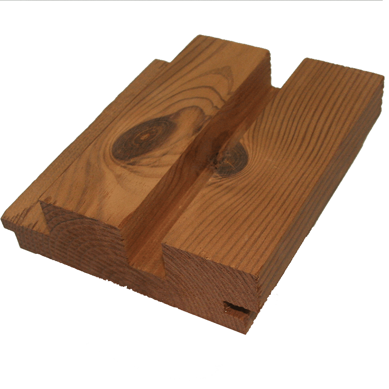 Perfil machihembrado de madera de pino rojo termotratado natural